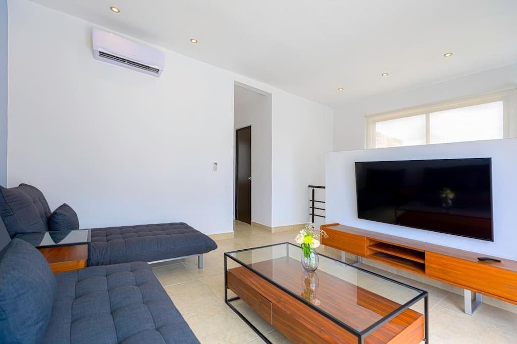 Fantastica Casa Con Alberca,Tvs, Netflix, Y A/A Villa Cancún Exterior foto